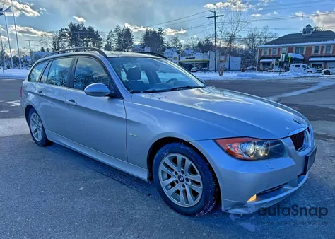 2007 BMW 328 Xit z USA, uszkodzony, nr VIN WBAVT73597FZ36359